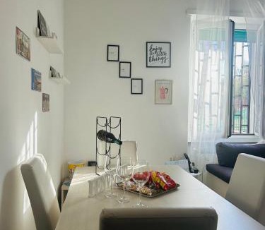 Zona XVI Torrenova Apartment | Casa Famose na Pennichella