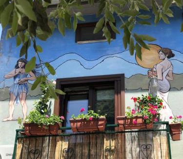 Sant'Angelo Le Fratte Apartment | Casa Finalmente 1