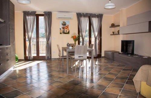Sant'Alessio Siculo House | Casa La Ferula apt3 vicino al mare e Taormina con terrazza panoramica
