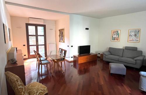Vigevano Apartment | Casa Laura