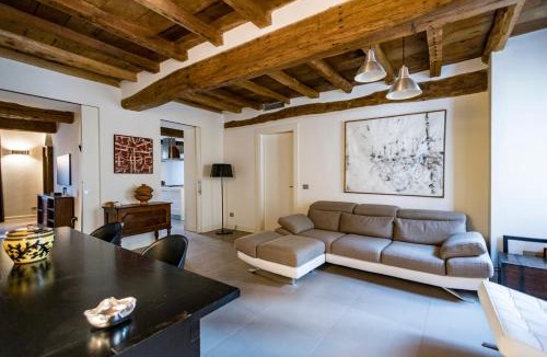 Cremona House | Casa Nolli