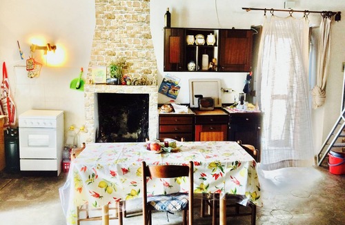 Cagnano Varano House | Casa rosa-Simple Italian house in stunning Puglia