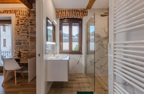 Pettenasco House | Casa Tabarini
