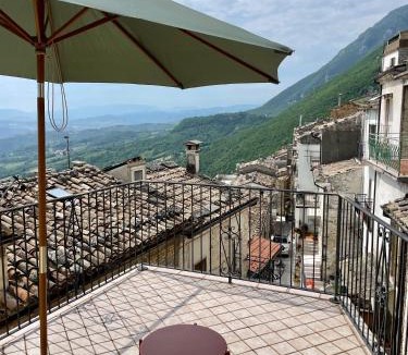 Pennapiedimonte Apartment | Casa Viola della Maiella