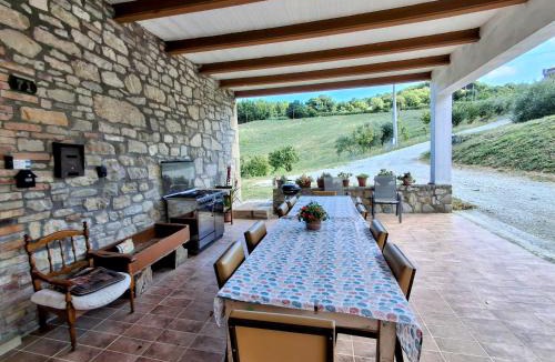 San Leo House | Casa Vitiolo