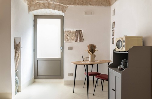 Ostuni Apartment | Cementine Traditional - Suite 9 by Wonderful Italy