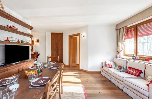 Verrand Apartment | Charming Apartment Close to Cableway - Happy Rentals
