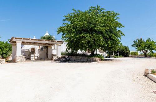 Ostuni Villa | Charming Villas - Villa d'Itria with Trullo by Wonderful Italy