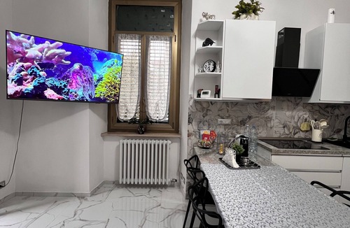 Cenisia Apartment | Chic and Cozy Apartment with Parking Space