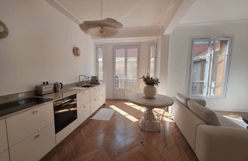 Vernier Apartment | Chic & Cozy