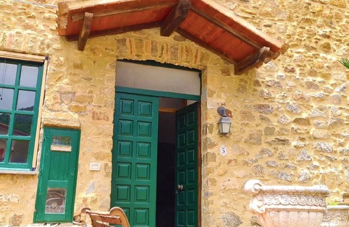 San Mauro Cilento Apartment | Cilento Stone House