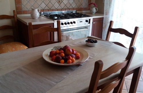 Fontane Bianche Villa | COMFORTABLE POOL VILLA WITH LARGE GARDEN SURROUNDING WHITE FOUNTAINS