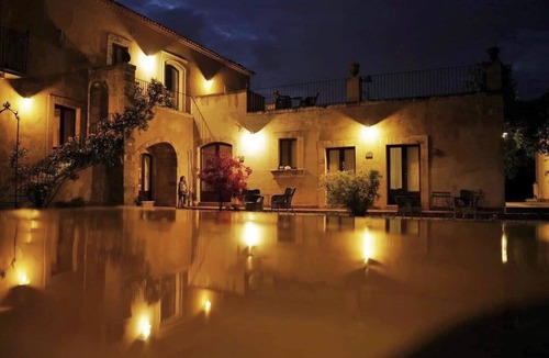 Syracuse Apartment | Comfortable studio apartment 6 km from Syracuse city