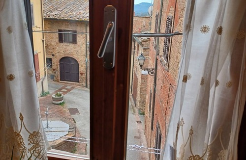 Gambassi Terme Apartment | COMFORTABLE TUSCAN HOUSE near FLORENCE and SAN GIMIGNANO