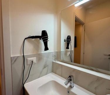 Ponte Seveso House | Confortable Room - 5