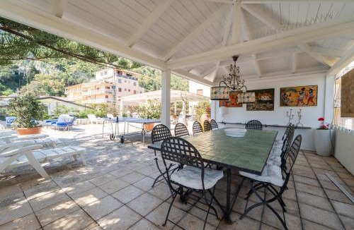 Copanello Villa | Copabeach Villa - Rooftop Sea Living - Front Beach