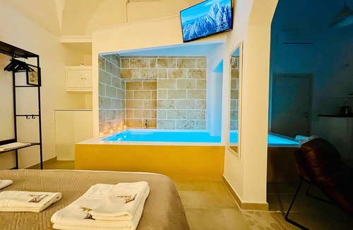 Nardo House | Corte Gabellone Suite with Pool, Wi-Fi & Air Conditioning