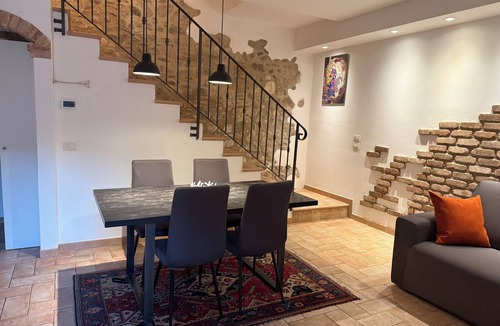 Cola House | "Corte Magnolia Lazise" Vacation Home, Between the Thermal Springs and Lake Garda