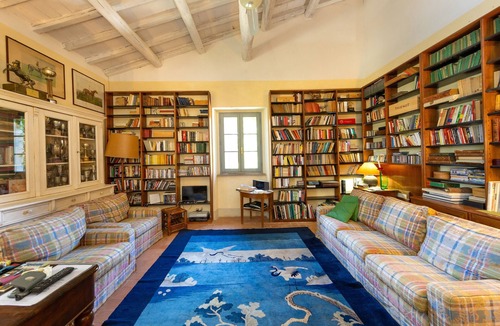 Casino di Terra Cottage | Cottage 'Casale for 10 People' with Shared Pool, Wi-Fi and Air Conditioning