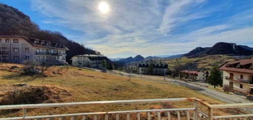 Valle del Sole Apartment | Cozy apartment in Pizzoferrato 55 m² with mountain view