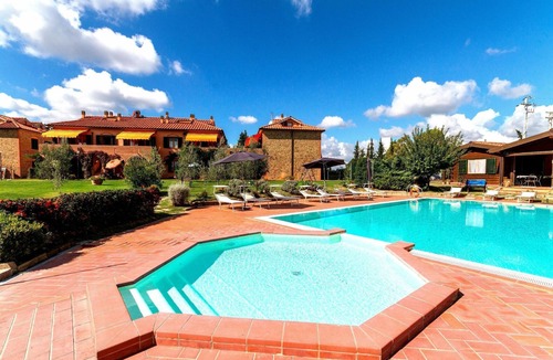 Sughera Apartment | CROCO, 2 bedrooms apartment with swimming pool
