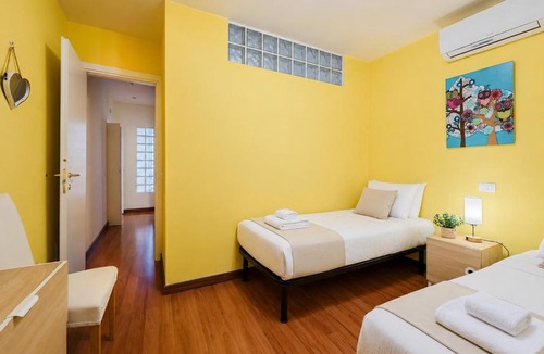Rione XI Sant'Angelo Apartment | Cuore di Roma con Terrazza Privata a Piazza Venezia