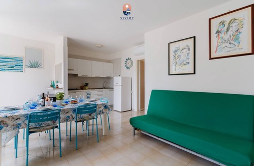 Lido Marini House | Daisy- Lido Marini by Vivimy