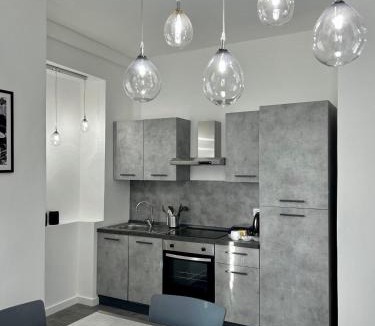 Longa Apartment | De Mio's Apartment