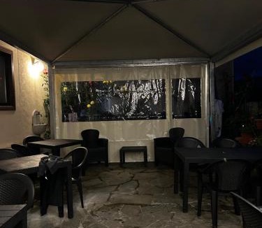 Varallo Hotel | Delzanno