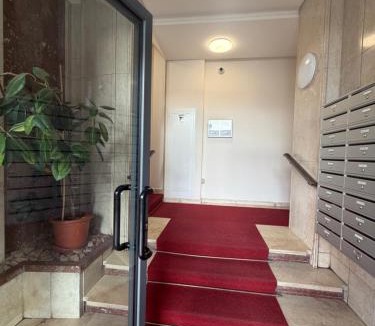 Crescenzago Apartment | Derna suite