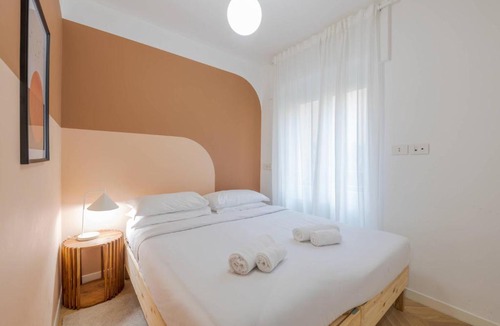 Loreto Apartment | Design - 3 Bedrooms & 2 Bathrooms - B Home