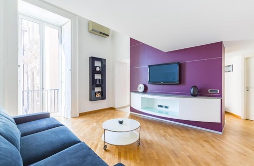 Montecalvario Apartment | Design & Studio Duplex at National Museum