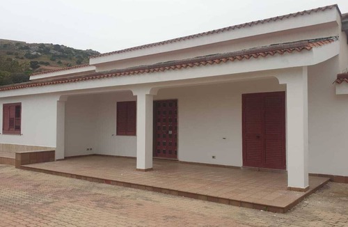 Pachino Villa | Detached villa facing the sea 8 beds