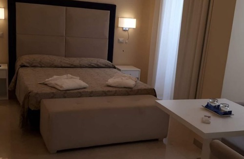 Lecce Historic Center Bed & Breakfast | Dimora Charleston SPA Lecce