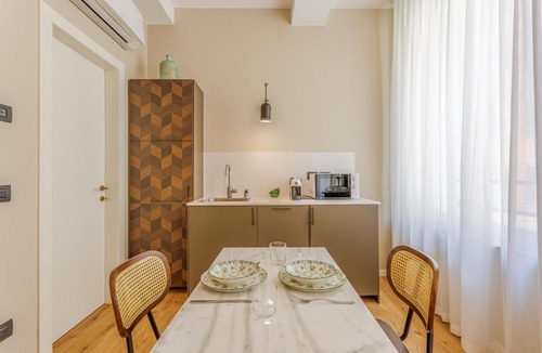 Old Town Apartment | Dimora d'Autore - Timeless Elegance in Modena