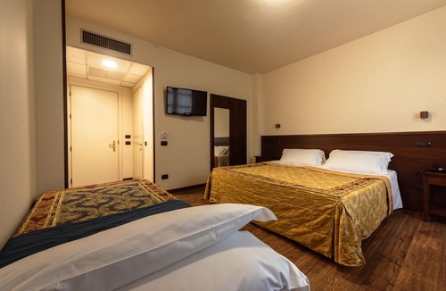 San Secondo di Pinerolo Hotel | Dimora San Secondo