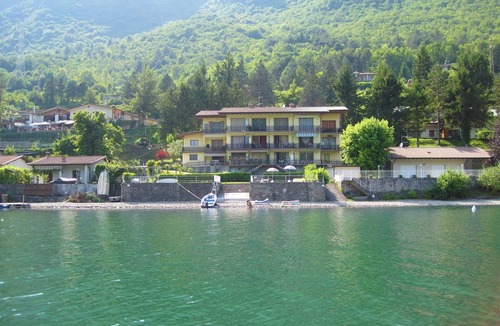 Idro Apartment | Directly on the lake with two bedrooms