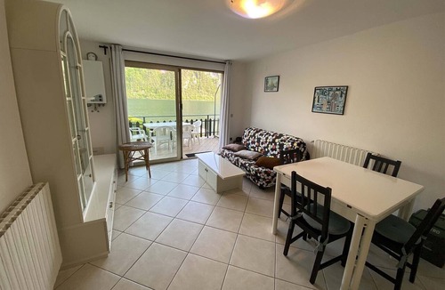 Idro Apartment | Directly on the lake with two bedrooms
