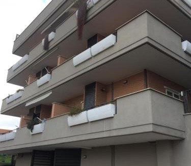 Frattocchie Apartment | Divina House