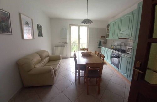 Isnello Apartment | Dolce-Vista, Spacious 3 Bed Apartment with Panoramic Views