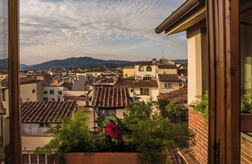 Sant' Ambrogio Apartment | Donati Tower Loggia: in the heart of Florence with spectacular views of the Duomo