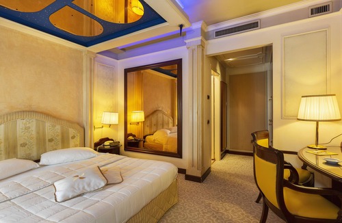 Appiano Gentile Hotel | Dream Hotel