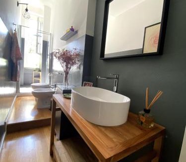 Turro Apartment | Duomo-Centrale Elegant two-room Nolo next to M1