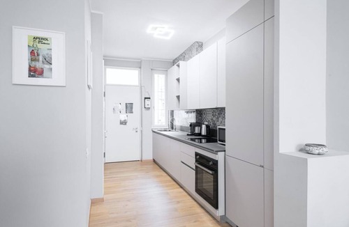 Chinatown Apartment | Easylife-Studio flat a few steps from Garibaldi FS