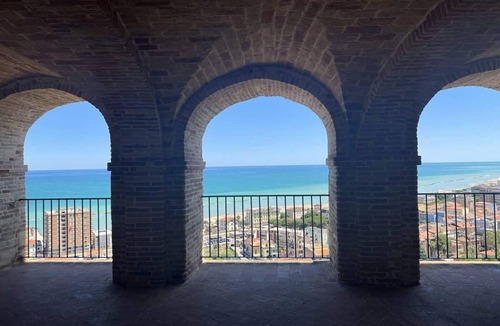 Grottammare Apartment | Elegant villa with hot tub, views