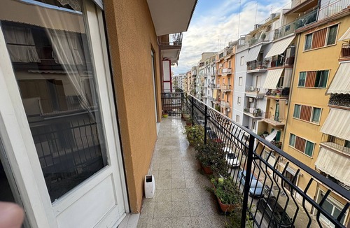Municipio 2 Apartment | Entire Apartment complete with everything. Air conditioning, heating, wifi.