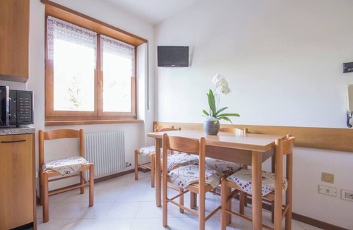Lomaso Apartment | Erica Apart