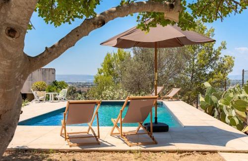 Isola Apartment | Esperidi & Galatea with Pool by Wonderful Italy