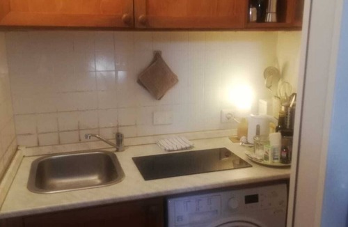 Tricolore Apartment | Evy Boutique Studio—Tricolore Metro City Center
