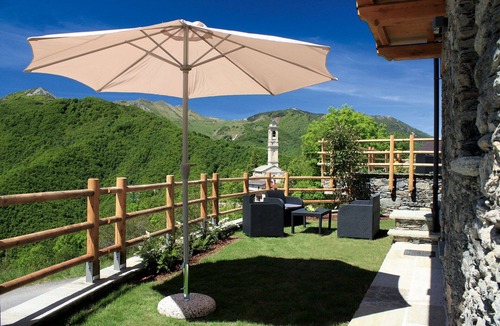 Roburent Ski Chalet | Exclusive holidays Chalets Mongioie, Val Corsaglia - Cuneo.